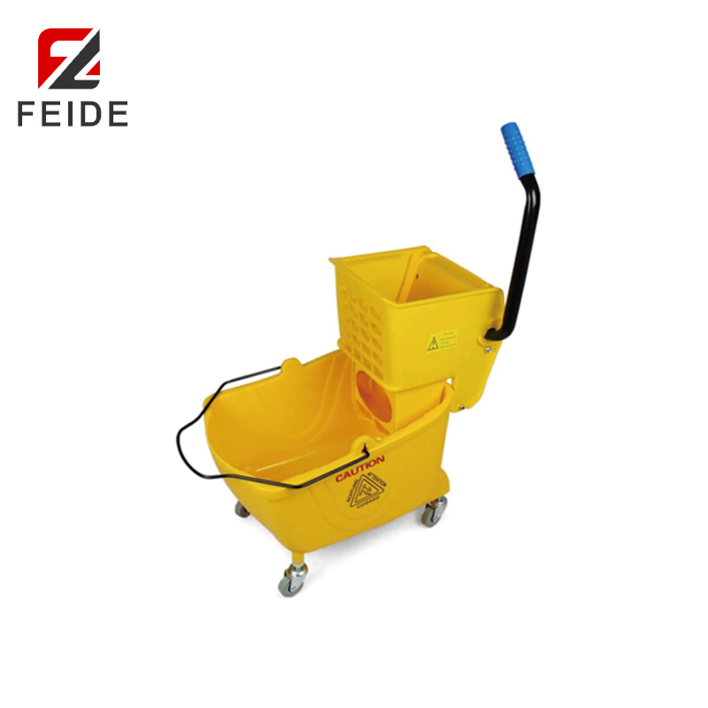 MW-S25經(jīng)典型側(cè)壓式榨水車25L